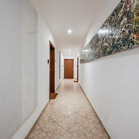 Mutina 7 Modène