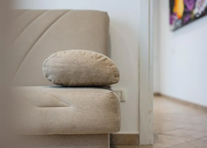 Διαμέρισμα Mutina 7 *